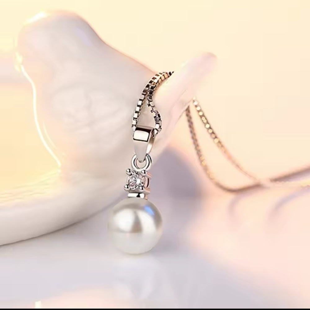 Sterling Silver Pearl Cubic Zirconia Necklace